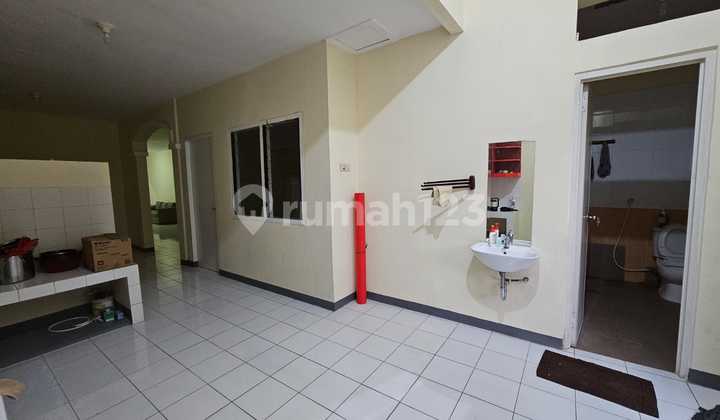 Dijual Rumah di Perumahan Metro Permata 1 2
