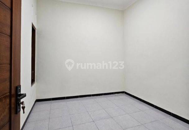 Rumah 1 Lantai Legalutas Shm Dekat Tol Sumarecon Bandung 2