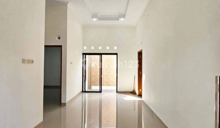 Jual Rumah Minimalis Modern Paling Murah Dekat Tol Buahbatu SHM 2