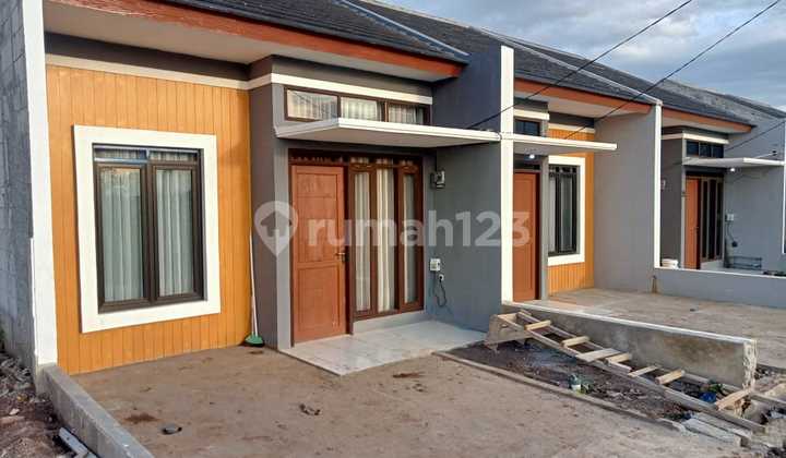 Jual Rumah Minimalis Modren Dekat Tol Sumarecon