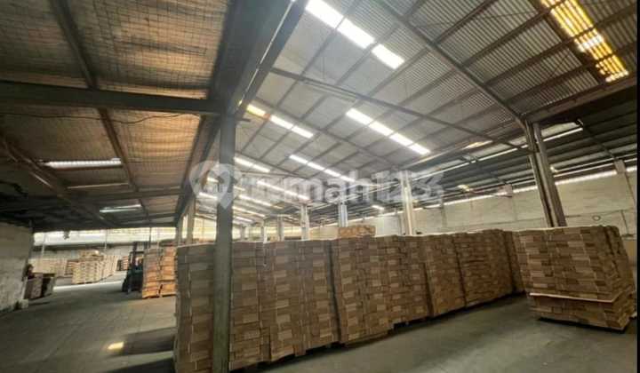 Cheap Warehouse for Sale on Yos Sudarso Near Jurumudi