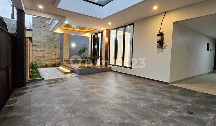 For Sale New Luxury House in Radio Dalam 2