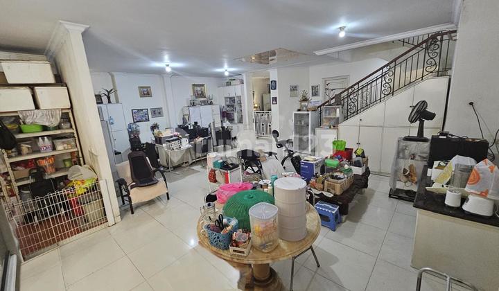 Rumah Cantik Minimalis Di The Green Bsd 2,5 Lantai Siap Huni