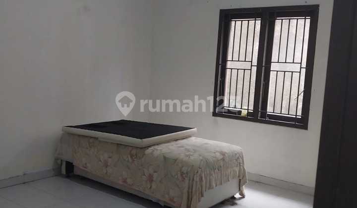 Minimalist House in Nusaloka BSD, 2 Floors, Well-Maintained, Ready to Occupy 2