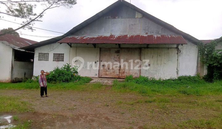 Cheap Warehouse Trailer Access Flood Free 1