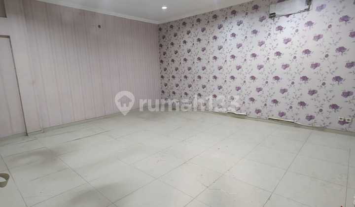 Gudang Dekat Pelabuhan Dekat Bandara Akses Trailee 2