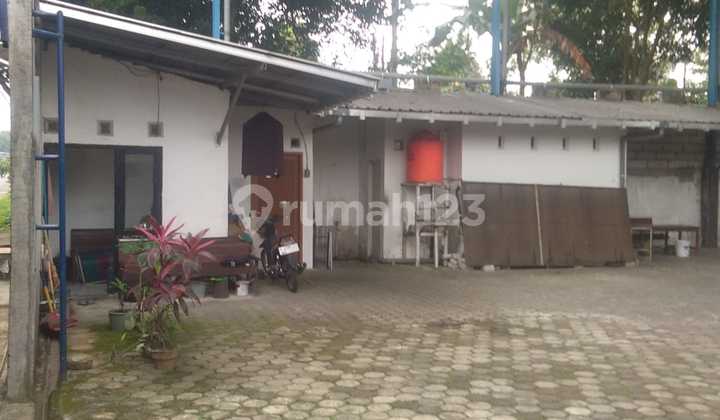 Affordable Warehouse by the Main Road, Flood-Free