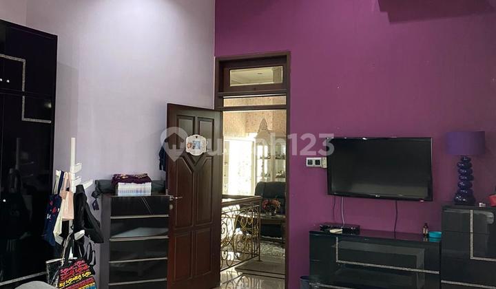 Very Cheap Luxury House With Swimming Pool 2