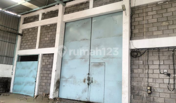 Potential for Strategic Investment Near Business and Industrial Areas 1