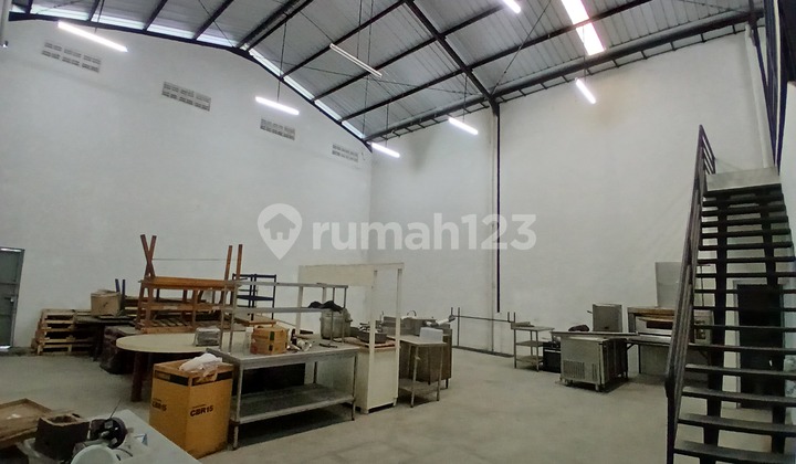 Very Cheap Good Strong Container Access Flood-Free 1