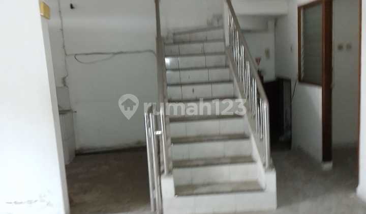 Opportunity for Boarding House or Hotel 2