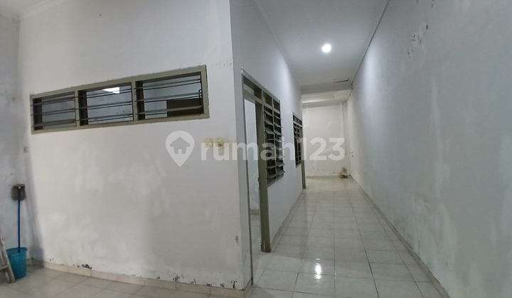 Di Pusat Kota Dekat Queen City Mall Dekat Kota Lama 1