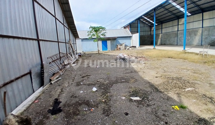 Very Cheap Flood-Free Safe Warehouse 1