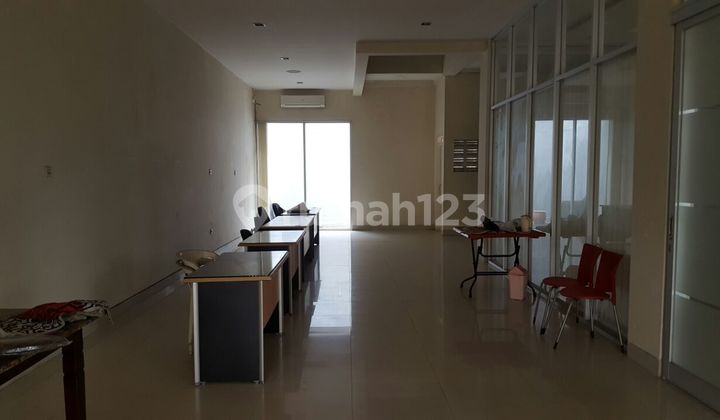 Very Cheap on the Main Highway Salatiga