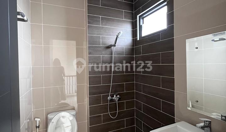 Turun Harga Rumah Cluster Baroni Gading Serpong Kondisi Rapih Siap Huni 2