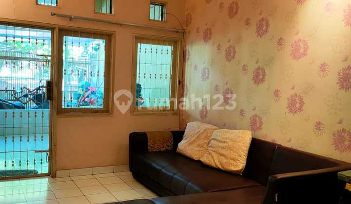 Rumah 1 Lantai Puri Gardena Lokasi Strategis Depan Taman Rumah 1 Lantai Puri Gardena Lokasi Strategis Depan Taman