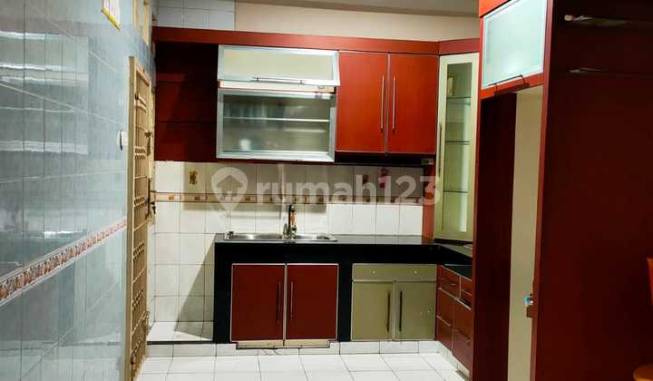 1-Story House Puri Gardena Strategic Location in Front of the Park 2