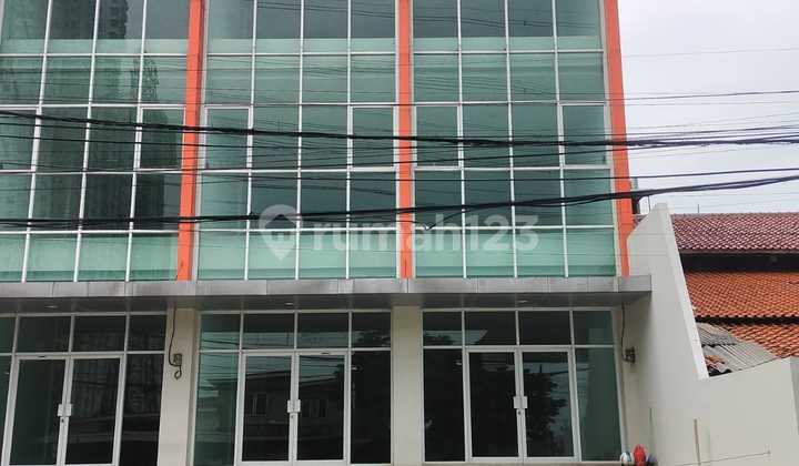 Ruko Muara Karang Blok 1 Lokasi Pinggir Jalan Raya