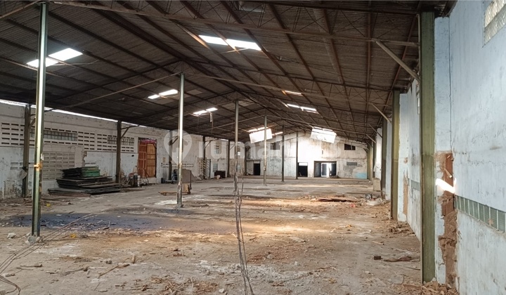 Gudang Murah Lokasi Strategis di Tegal Alur Gudang Murah Lokasi Strategis di Tegal Alur