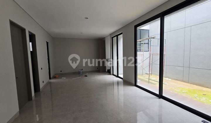 100M/Year Negotiable! Dempsey Hill Citraland, 3 Floors, 4 BR, Lakefront, Ready to Live In! 2