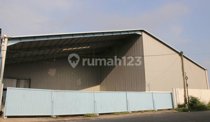 1.2 M Negotiable, Maspion Romokalisari Earth Warehouse, A Step From the Toll Road, Near Port Access, Area 4200m2.
