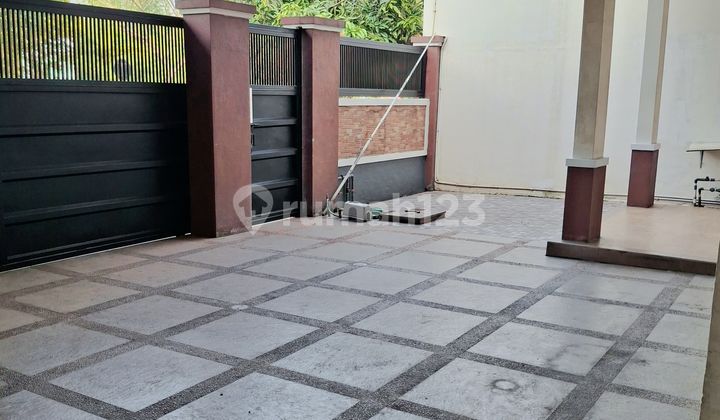 Dijual Rumah 2 Lantai Siap Huni di Wiyung Surabaya Barat