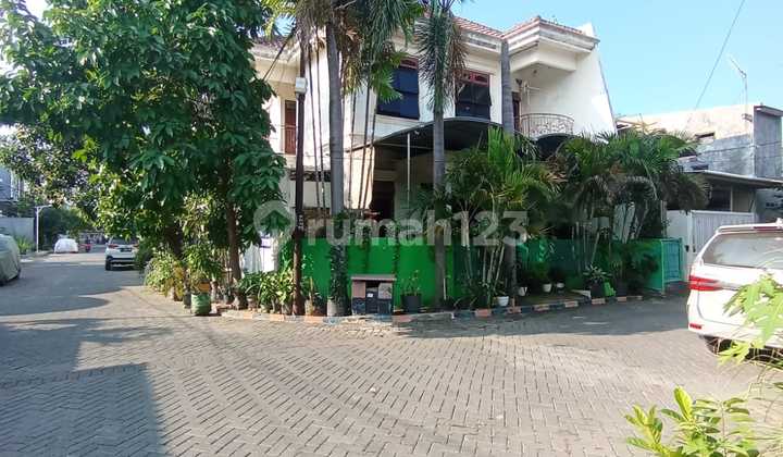 Dijual Rumah Selangkah Dari Its Pakuwon City Dijual Rumah Selangkah Dari Its Pakuwon City