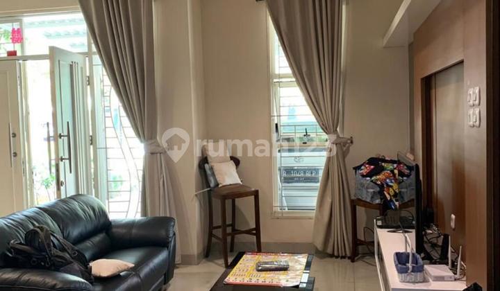 Dijual Rumah di Golf Lake Residence, Jakarta Barat 2