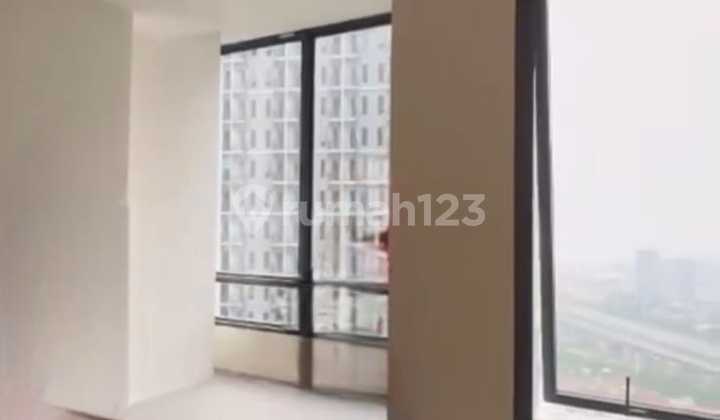 Dijual Apartemen Bagus Terawat di Pakuwon Tower Amor, Bekasi 2