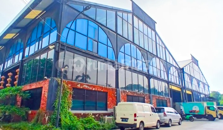 Factory and Building Strategically Located, Ready-to-Use Area in Kapuk, West Jakarta Factory and Building Strategically Located, Ready-to-Use Area in Kapuk, West Jakarta