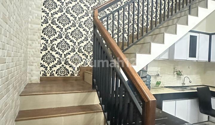 Modern Attractive House for Sale in Harapan Indah 1, Bekasi