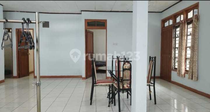 Jual Cepat Rumah 2 Lantai Layak Huni Area Sangihe Roxy Jakarta Pusat