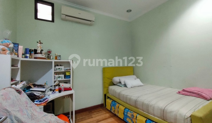 Neat House Ready for Occupancy in Taman Villa Meruya, West Jakarta 2