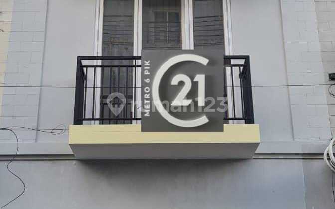 Ready-to-Occupy 3-Story Shop House in Puri Gardenia Housing Complex, West Jakarta, Cengkareng