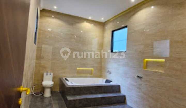 Dijual Rumah Siap Huni Di Tomang 2