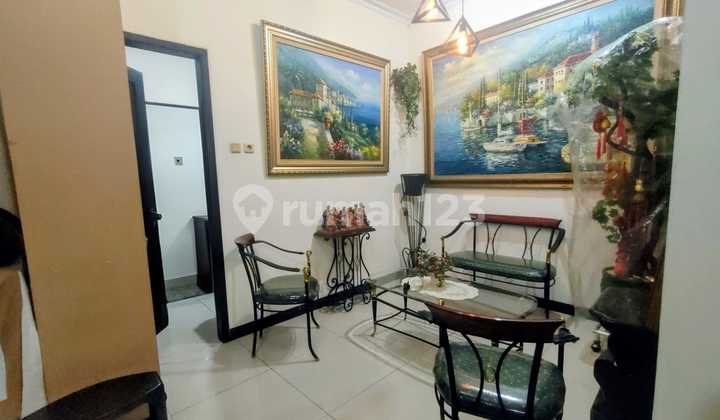 Minimalist House on POLRI Plot in Jelambar, West Jakarta Ready for Occupancy 2