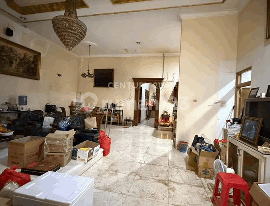 3-Story House Ready for Occupancy in Pluit Sakti Area, North Jakarta 2