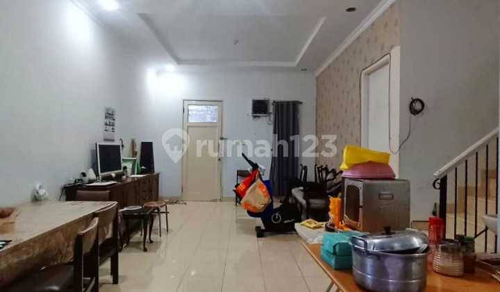 Rumah Dalam Town House Bagus SHM di Cinere Rumah Dalam Town House Bagus SHM di Cinere