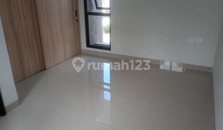 Disewakan Rumah Di Summarecon Bandung – Cluster Flora 2