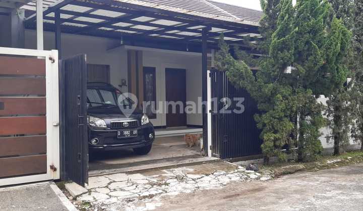 Dijual Rumah Siap Huni Blok Favorit – Taman Kopo Indah 3 Dijual Rumah Siap Huni Blok Favorit – Taman Kopo Indah 3