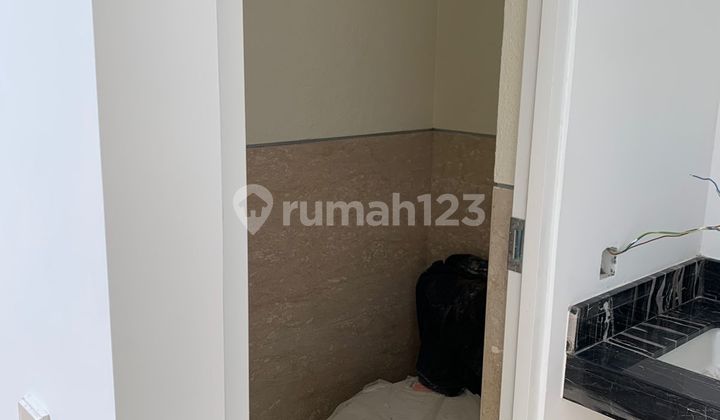 For Sale Comfortable House Ready to Occupy - Setra Duta 2