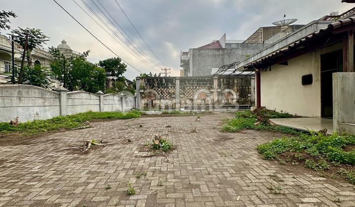 Dijual Tanah Polonia Hook Komplek Padang Golf Seberang Taman Malibu Indah