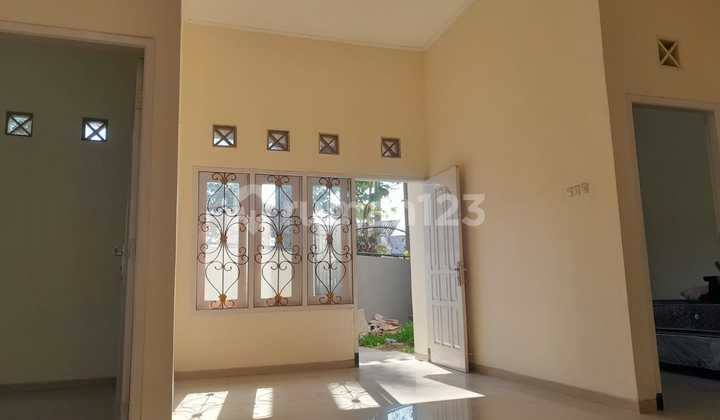 RUMAH MEWAH 0 JALAN 2