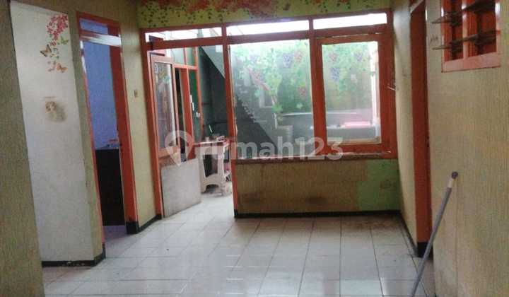 DISEWAKAN RUMAH DI TENGAH PUSAT KEHIDUPAN KOTA MALANG 2