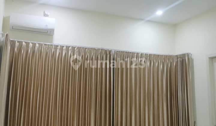 Quick Sale: Ready-to-Occupy 2-Story House in Sidosermo Behind Plaza Marina Surabaya with SHM 2