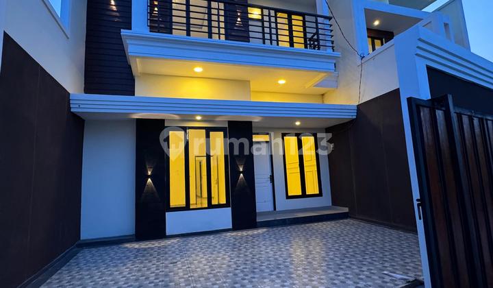 Beautiful Ready-to-Occupy House in Medayu Tambak, Surabaya 2