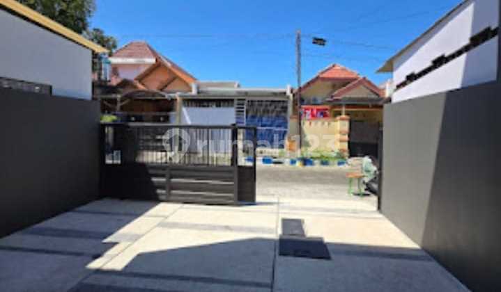 Jual Rumah Baru 2 Lantai Siap Huni Di Panjang Jiwo Surabaya  2