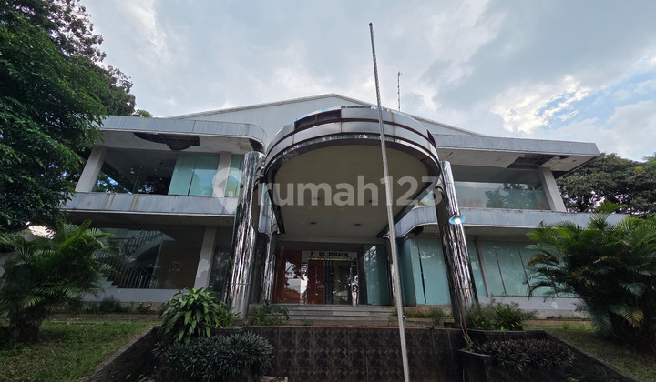 Factory Office Warehouse on Main Road with Container Access and Toll Road. 1