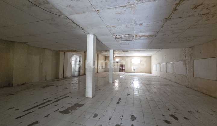 Warehouse or Office on a Main Road with Toll Access and Container Access 2