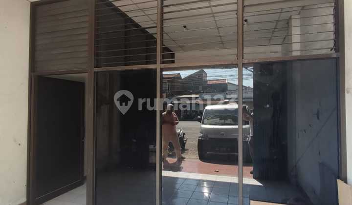 Majapahit Shophouse Near Lamper Spacious Parking 1